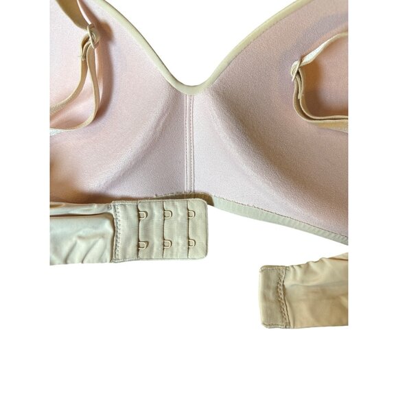 Victorias Secret T-Shirt Bra Size 38D Lot of 2 Lightly Lined Wireless Smooth - Picture 7 of 10